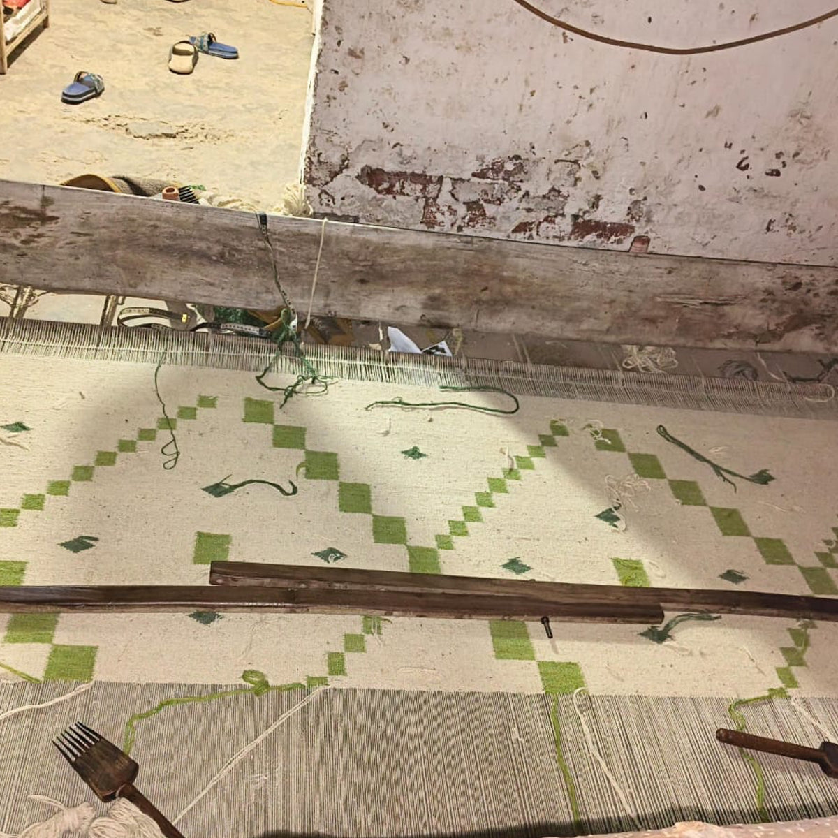 Green Beige Geometric Handwoven Flatweave Wool Area Rug for Living Room Bedroom. Bespoke Sizes
