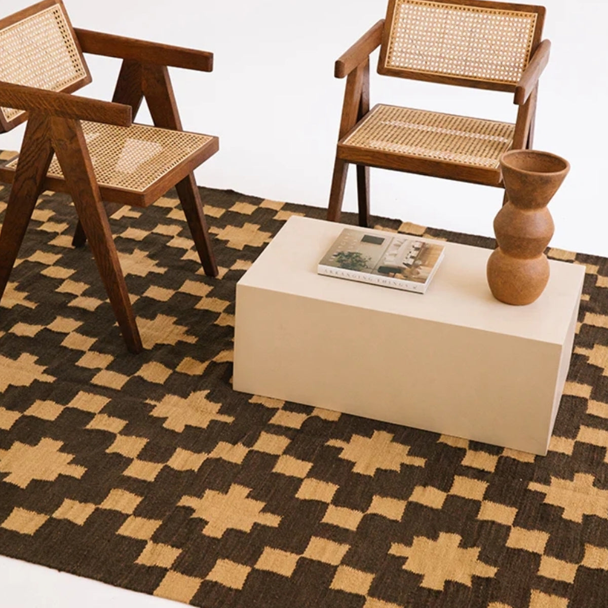 Tapis moderne géométrique pour salon, design scandinave, olive, rouille et rose